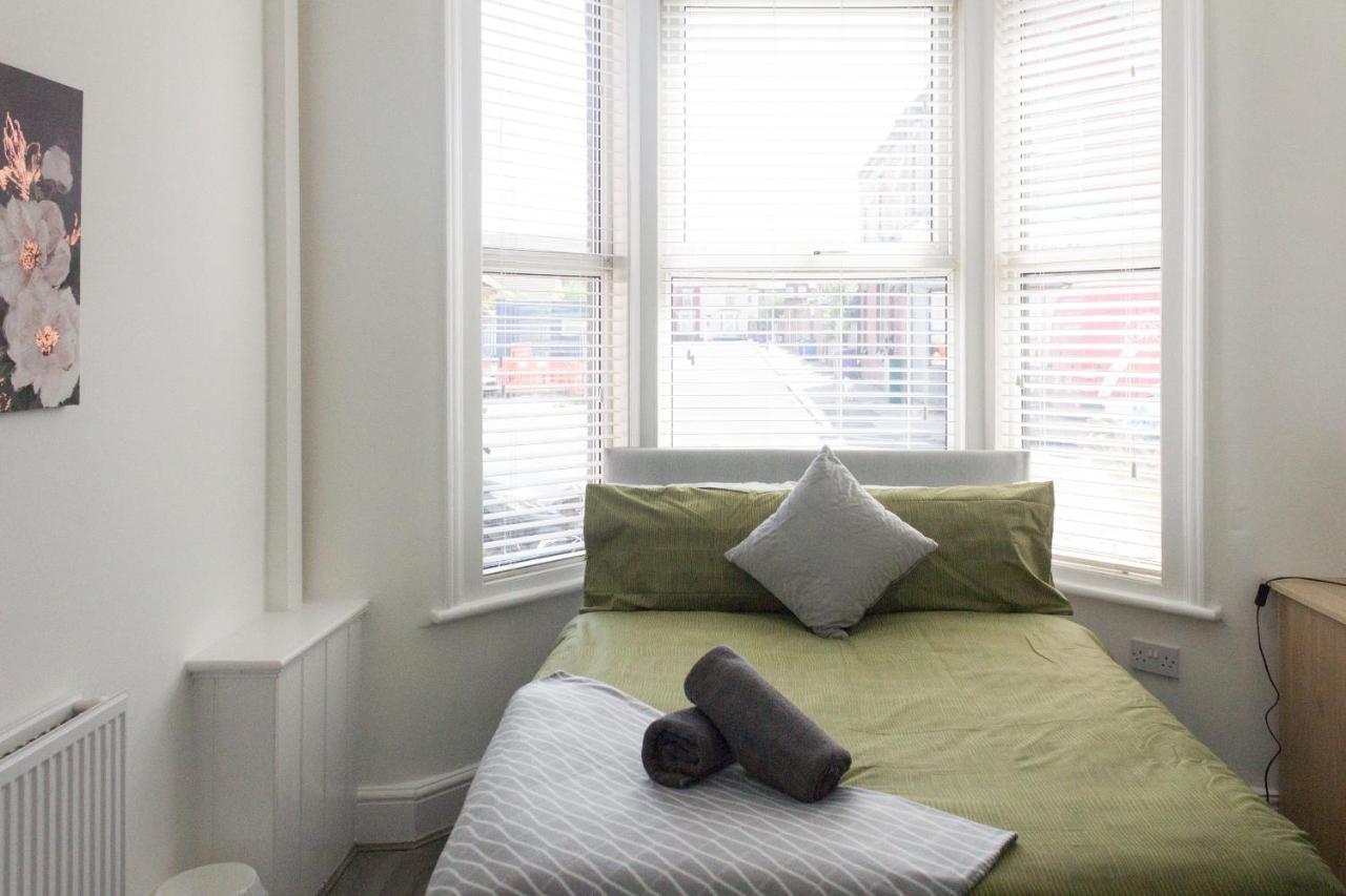 Boaler House, Modern 4 Bed House With Parking Sleeps 8 Villa Liverpool Exteriör bild
