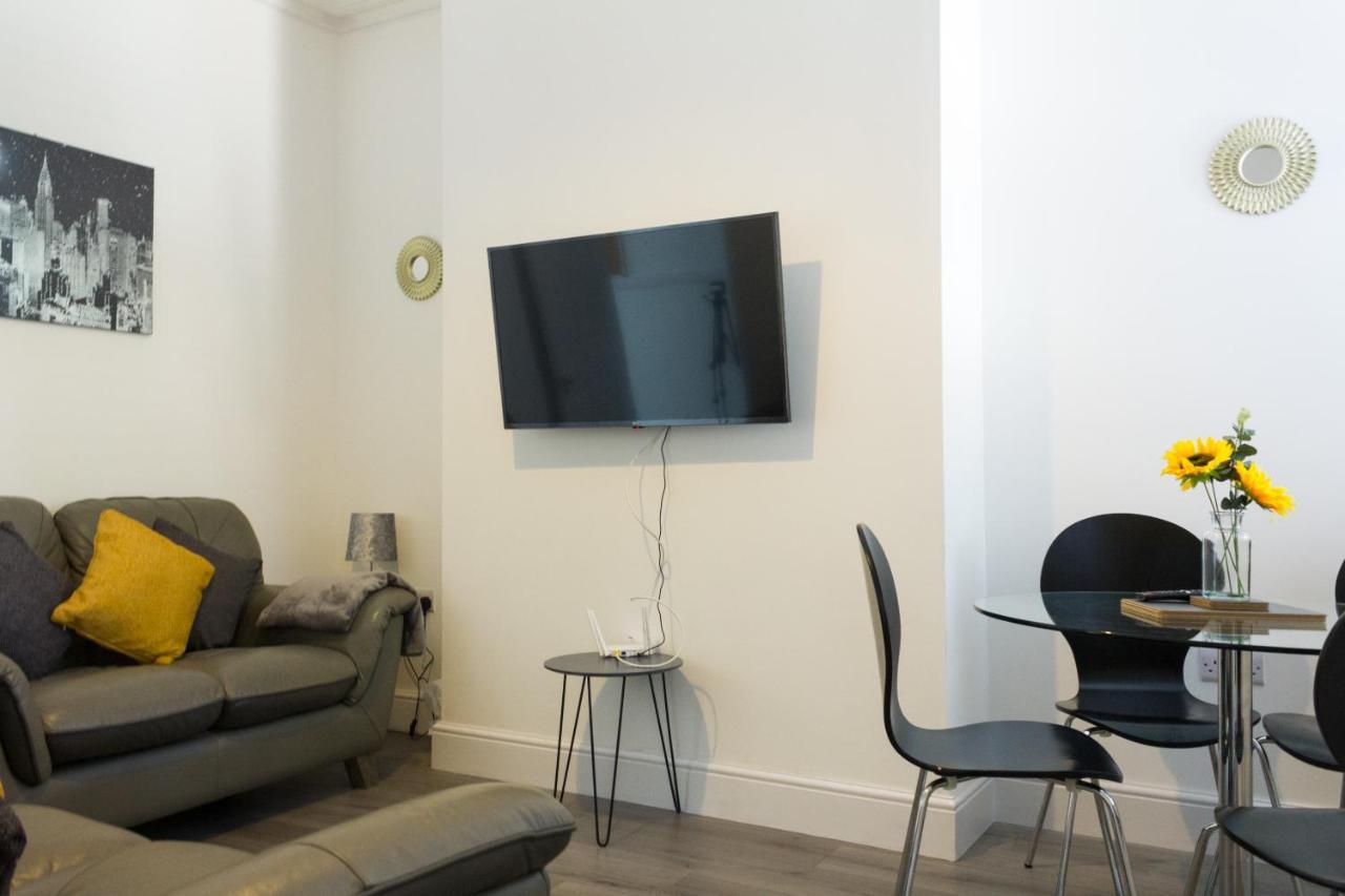 Boaler House, Modern 4 Bed House With Parking Sleeps 8 Villa Liverpool Exteriör bild